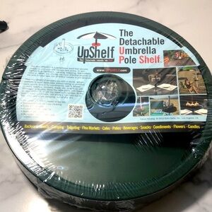 NWT Detachable Umbrella Pole Shelf Green Condiment Holder Patio Beach BBQ NEW